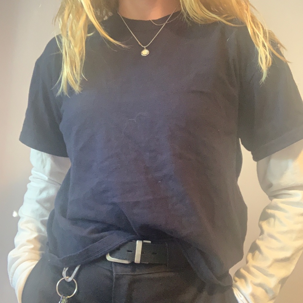 BRANDY MELVILLE KATRINA LAYERED TOP NAVY AND WHITE